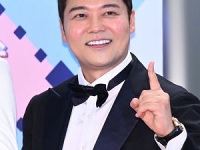 JTBC 새 예능 집 나가면 개호강 원장 전현무 주축으로 개치원 첫 출연