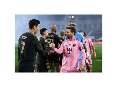 메시 연봉이 손흥민 2배 축구의 신은 완전히 다른 세계
