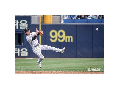 김민재 유럽에서 한국 축구의 간판으로 자리 잡다